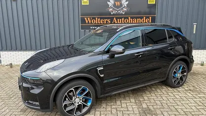 Zwart Gebruikt 2023 Lynk & Co 01 SUV | € 25.950 (Eerlijke prijs)