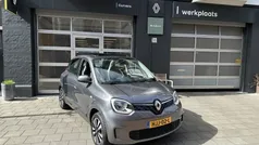 Grijs, metallic lak Gebruikt 2022 Renault Twingo Intens Hatchback | € 14.950 (Eerlijke prijs)
