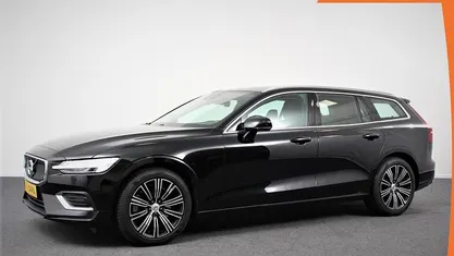 Gebruikt 2019 Volvo V60 Inscription Stationwagen | € 25.890 (Eerlijke prijs)