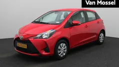 Rood Gebruikt 2019 Toyota Yaris Comfort Hatchback | € 12.400 (Eerlijke prijs)