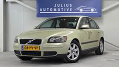 Gebruikt 2005 Volvo S40 Momentum Sedan | € 3.593 (Eerlijke prijs)