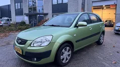 Gebruikt 2006 Kia Rio Hatchback | € 1.450 (Eerlijke prijs)