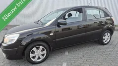 Gebruikt 2007 Kia Rio Hatchback | € 2.749 (Eerlijke prijs)