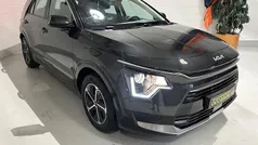 Grijs Gebruikt 2022 Kia Niro SUV | € 24.945 (Eerlijke prijs)