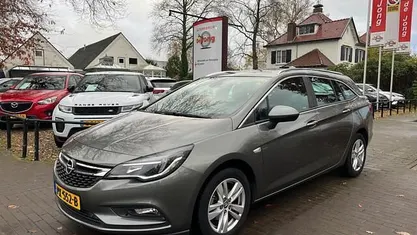 Gebruikt 2017 Opel Astra Edition Stationwagen | € 8.750 (Eerlijke prijs)