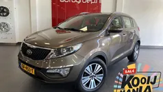 Bruin Gebruikt 2015 Kia Sportage Start SUV | € 12.950 (Eerlijke prijs)