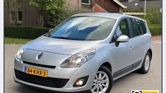 Grijs Gebruikt 2009 Renault Grand Scénic III Expression MPV | € 2.995 (Eerlijke prijs)