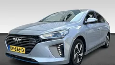 Grijs Gebruikt 2017 Hyundai Ioniq Premium Sedan | € 14.930 (Eerlijke prijs)
