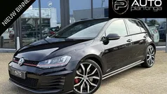 Zwart Gebruikt 2014 VW Golf VII Sport Hatchback | € 13.895 (Eerlijke prijs)