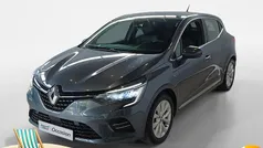Gris titanium kpn (donker grijs) Gebruikt 2021 Renault Clio V Intens Hatchback | € 19.895 (Eerlijke prijs)