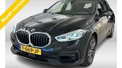 Zwart Gebruikt 2023 BMW 116 Executive Hatchback | € 25.445 (Eerlijke prijs)