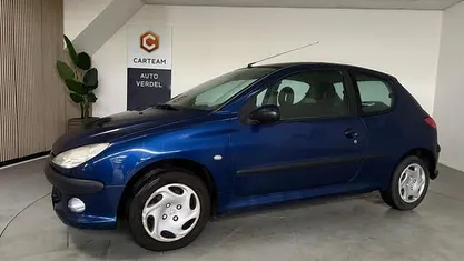 Occasion 2003 Peugeot 206 Hatchback | € 1.450 (Eerlijke prijs)