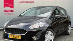 Zwart Gebruikt 2019 Ford Fiesta Trend Hatchback | € 9.699 (Eerlijke prijs)