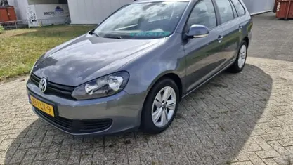 Grijs Gebruikt 2010 VW Golf Trendline Stationwagen | € 2.494 (Super prijs)