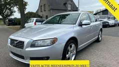Grijs metallic Gebruikt 2008 Volvo S80 Sedan | € 2.850 (Eerlijke prijs)