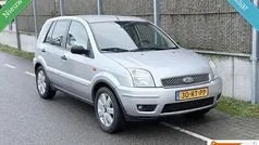 Gebruikt 2005 Ford Fusion Futura MPV | € 2.999 (Eerlijke prijs)
