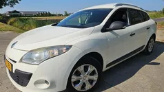 Wit Gebruikt 2011 Renault Mégane Dynamique Van | € 1.750 (Eerlijke prijs)