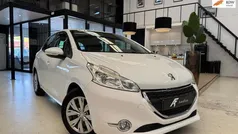 Wit Gebruikt 2014 Peugeot 208 Hatchback | € 6.945 (Eerlijke prijs)