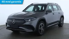 Berggrijs metaalkleur metallic Gebruikt 2023 Mercedes EQB300 AMG line SUV | € 37.945 (Goede deal)
