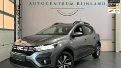 Gebruikt 2025 Dacia Sandero Stepway Hatchback | € 25.999 (Eerlijke prijs)