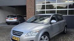 Gebruikt 2007 Kia Ceed Hatchback | € 4.495 (Eerlijke prijs)