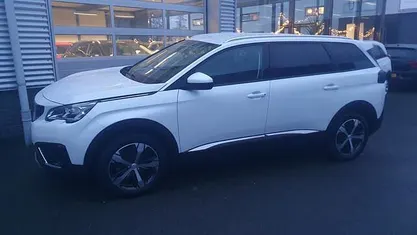 Occasion 2019 Peugeot 5008 Premium SUV | € 16.749 (Eerlijke prijs)