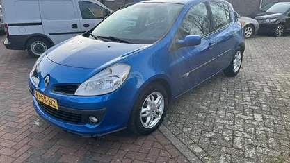 Occasion Renault Clio II Dynamique 112 PK (82 kW) 2006 Hatchback