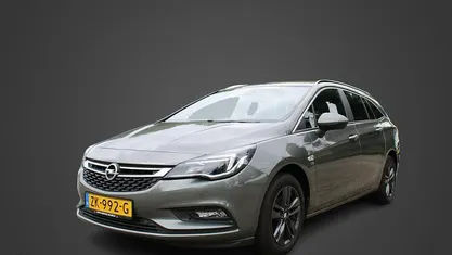 Grijs Occasion 2019 Opel Astra Business Stationwagen | € 10.895 (Eerlijke prijs)