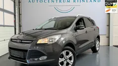 Zwart Gebruikt 2016 Ford Kuga Titanium SUV | € 14.999 (Super prijs)