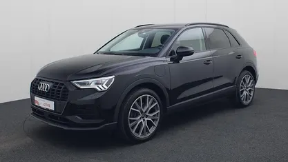Zwart (metallic) Gebruikt 2022 Audi Q3 Business SUV | € 32.640 (Goede deal)