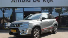 Grijs Gebruikt 2024 Suzuki Vitara SUV | € 29.950 (Eerlijke prijs)