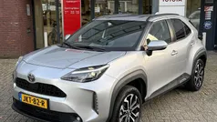Gebruikt 2025 Toyota Yaris Cross SUV | € 30.299 (Eerlijke prijs)