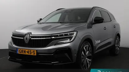 Gebruikt 2024 Renault Espace Iconic MPV | € 39.295 (Eerlijke prijs)