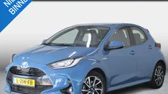 Blauw Gebruikt 2021 Toyota Yaris Hybrid Hatchback | € 20.450 (Eerlijke prijs)