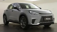 Gebruikt 2025 Lexus LBX SUV | € 37.899 (Eerlijke prijs)