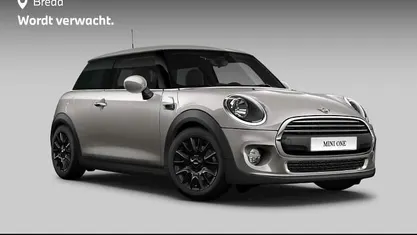 Grijs Gebruikt 2019 Mini ONE Salt Hatchback | € 14.880 (Eerlijke prijs)