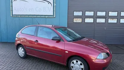 Occasion 2004 Seat Ibiza Stella Hatchback | € 650 (Super prijs)