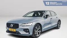 Grijs Gebruikt 2023 Volvo S60 Plus Sedan | € 32.995 (Goede deal)