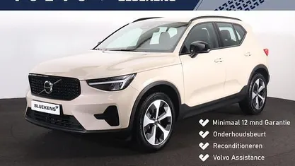 Bruin Occasion 2025 Volvo XC40 Plus SUV | € 41.900 (Eerlijke prijs)