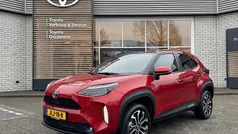 Gebruikt 2024 Toyota Yaris Cross Style SUV | € 29.490 (Eerlijke prijs)