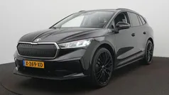 Zwart Gebruikt 2024 Skoda Enyaq iV Selection SUV | € 29.900 (Eerlijke prijs)
