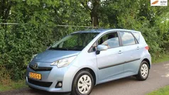 Blauw Gebruikt 2012 Toyota Verso-S MPV | € 7.950 (Eerlijke prijs)