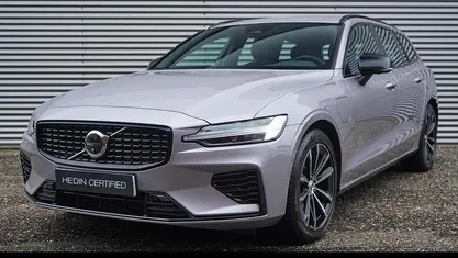 Grijs Occasion 2025 Volvo V60 Plus Stationwagen | € 44.995 (Eerlijke prijs)