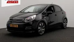Zwart Gebruikt 2015 Kia Rio Hatchback | € 9.445 (Eerlijke prijs)