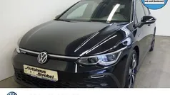 Zwart Gebruikt 2021 VW Golf VIII GTD Sedan | € 35.055 (Goede deal)