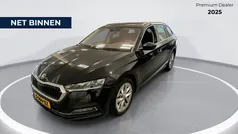 Zwart Gebruikt 2023 Skoda Octavia Business Line Stationwagen | € 26.880 (Eerlijke prijs)