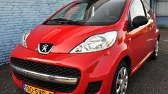 Rood Gebruikt 2011 Peugeot 107 Hatchback | € 4.250 (Eerlijke prijs)
