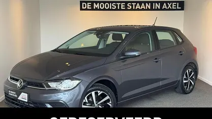 Grijs Gebruikt 2024 VW Polo Life Hatchback | € 22.950 (Eerlijke prijs)