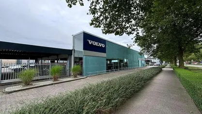 Occasion 2025 Volvo XC40 Plus SUV | € 40.950 (Eerlijke prijs)