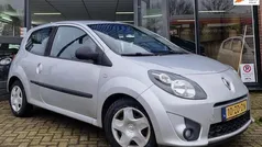 Grijs Gebruikt 2008 Renault Twingo Dynamique Hatchback | € 2.600 (Eerlijke prijs)